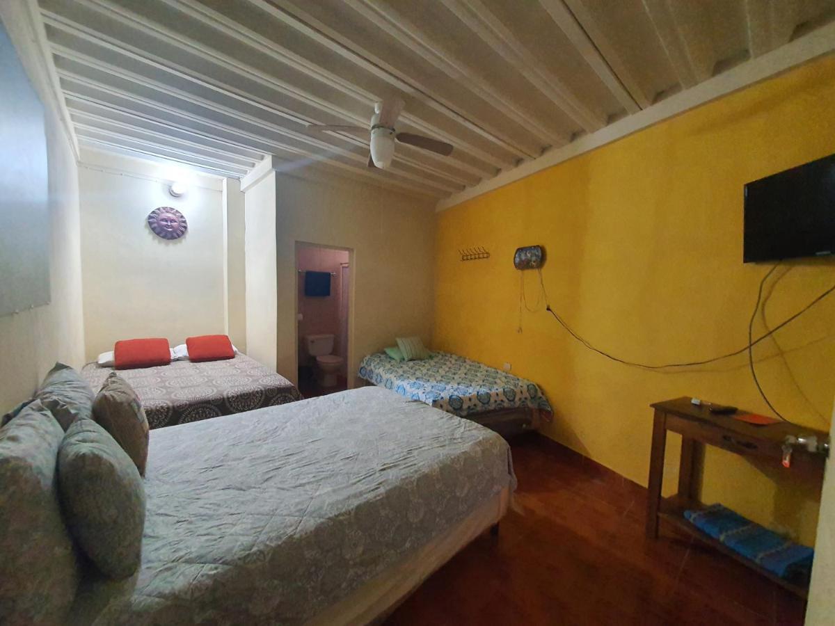 Hostal Las Veraneras Ataco Concepción de Ataco Oda fotoğraf